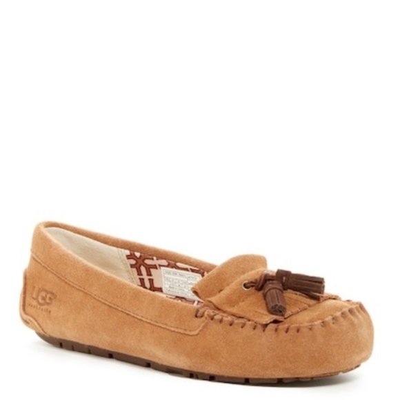 UGG Shoes - Ugg loafers size 8 like new